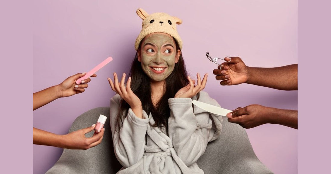 Routine de soin coreenne, masque visage et accessoires de beaute